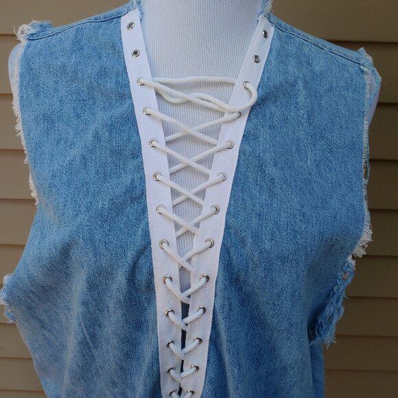 Furst of a Kind LF Blue Denim Distressed Top Lace-Up V-Neck Sleeveless Cotton - Picture 5 of 11